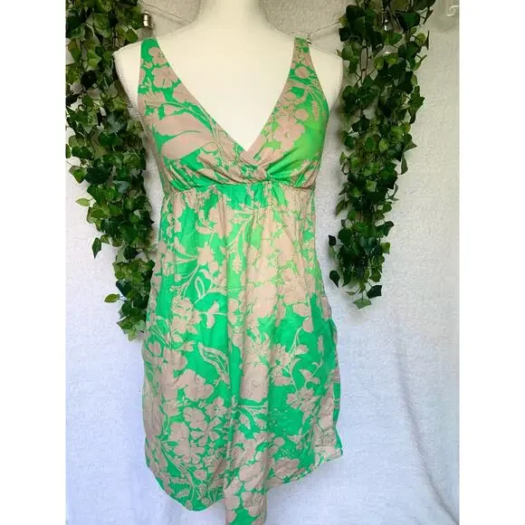 Old Navy Made in Indonesia Floral Green and Tan Mini Dress Women’s Size Small - Picture 3 of 9